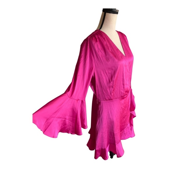 Bebe Flounce Fuchsia Wrap Dress Size XL - Picture 4 of 11